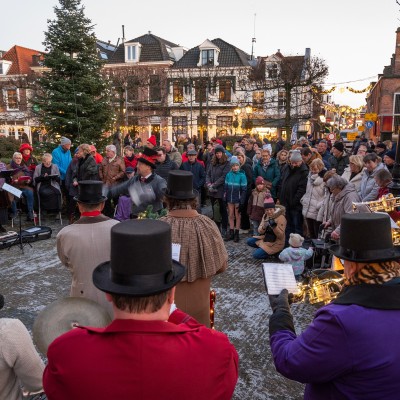 Kerstboom ontsteken