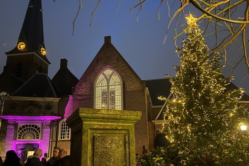 Kerstboom ontsteken