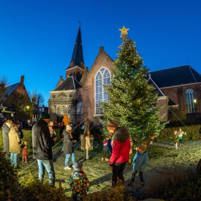 Kerstboom ontsteken